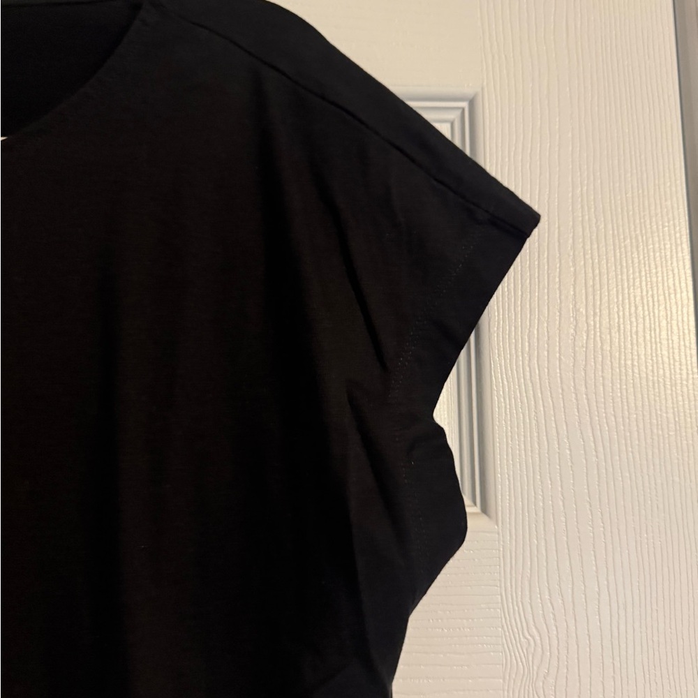 LOFT | Modern Wedge Tee - Picture 2 of 5